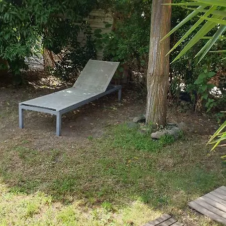 Chalet En Bois A 500m De La Mer * Lucciana (Corsica)